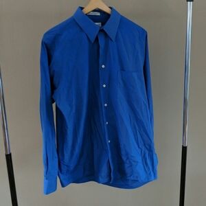 Van Heusen collared dress shirt blue